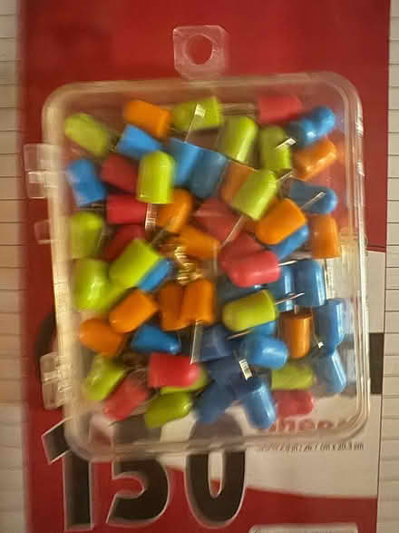 Photo of free School supplies (Ladera) #1