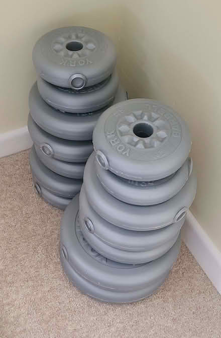 Photo of free weightlifting equipment. (Oswestry SY10) #3