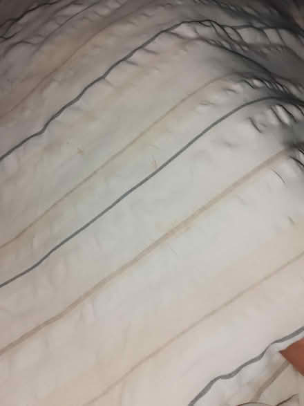 Photo of free Single textured duvet cover (CT9) #1