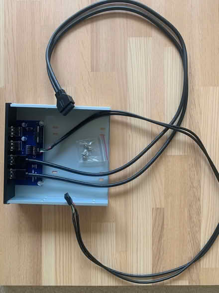 Photo of free USB 2.0 and 3.0 expansion (Chalford GL6) #2