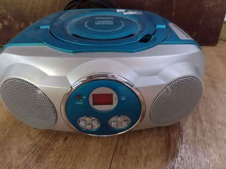 Photo of free radio/tape/cd player (Kettering NN16) #1