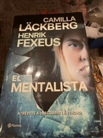 Photo of free Best sellers/ fiction / novel/ suspense in Spanish (Tottenham N17) #3