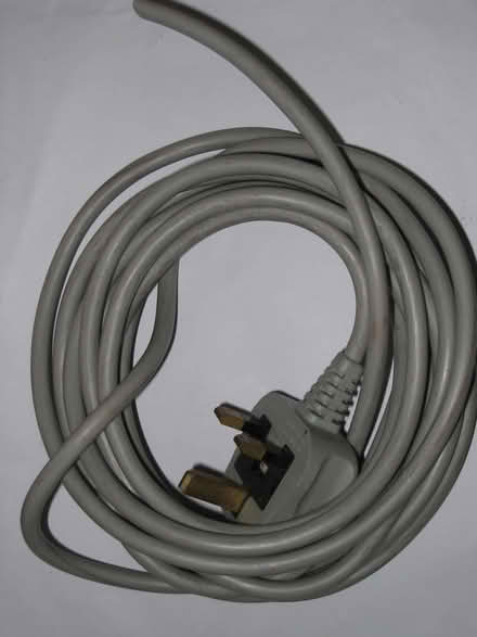 Photo of free 5m 2-core round flex with moulded plug (Kenton HA3) #1