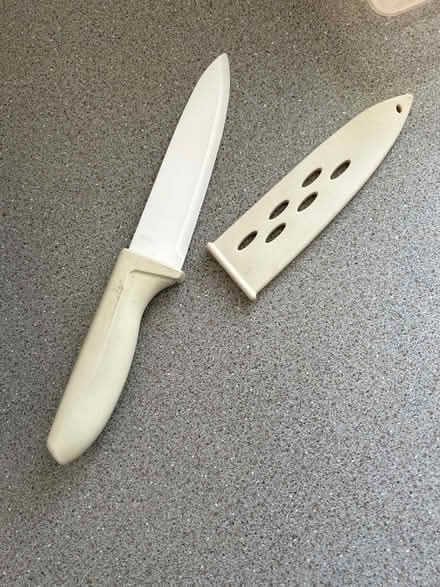 Photo of free Ceramic Knife (SW17 Tooting Bec) #1