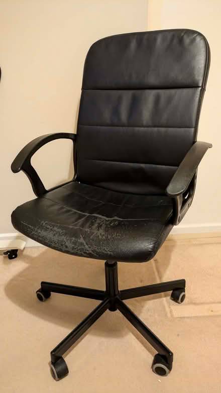 Photo of free Black Office Chair (Old Woking GU22) #1