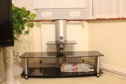 Photo of free Tv Stand (Gerrards Cross SL9) #1