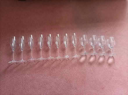 Photo of free 12 glasses (Dunstable LU6) #1