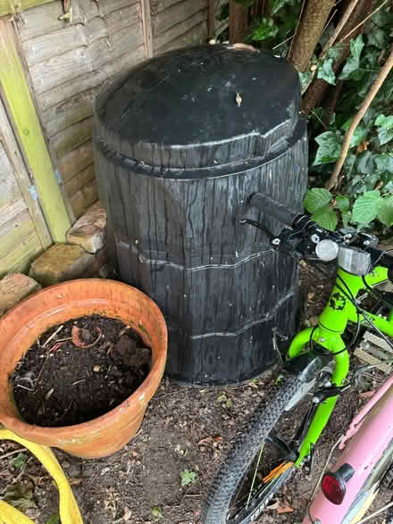 Photo of free Compost bin (Central Watford WD23) #1
