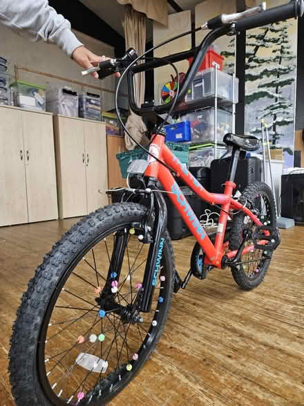 Photo of free Children's bike (with puncture) (Brighton, BN2) #2