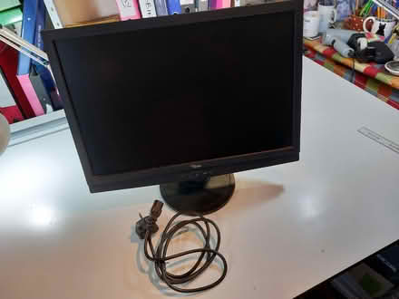 Photo of free Monitor (Caversfield, Bicester, OX27) #1