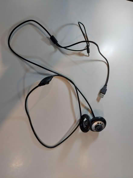 Photo of free web cam (Caversfield, Bicester, OX27) #1