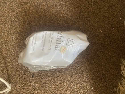 Photo of free Pendant light fittings (Bs105hy) #1