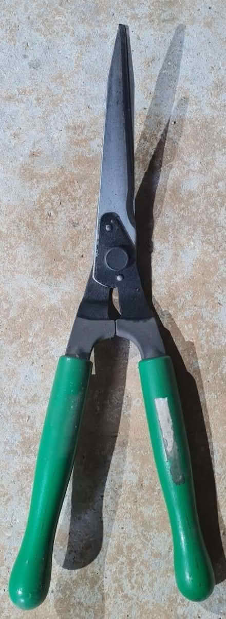 Photo of free Garden shears (GU14) #2