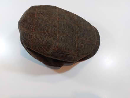 Photo of free Country cap (Caversfield, Bicester, OX27) #3