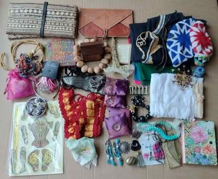 Photo of free various decorative household items and accessories (Elswick NE4) #1