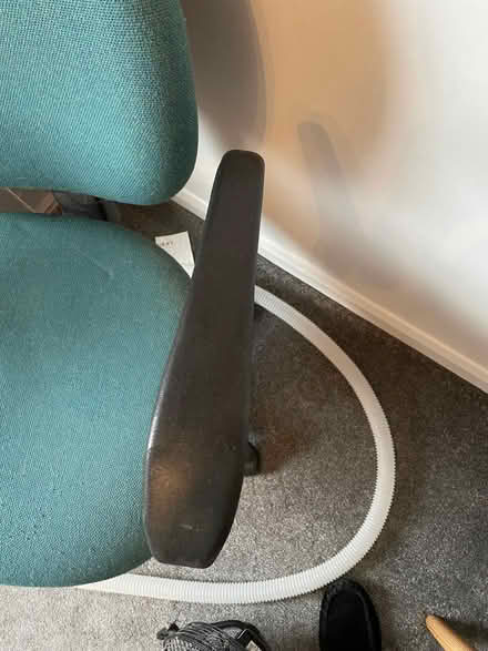 Photo of free Green adjustable office chair (CR5) #3
