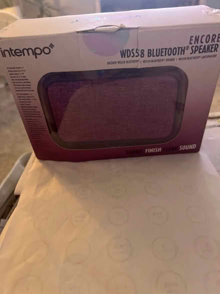 Photo of free Bluetooth speaker (ME7) #1