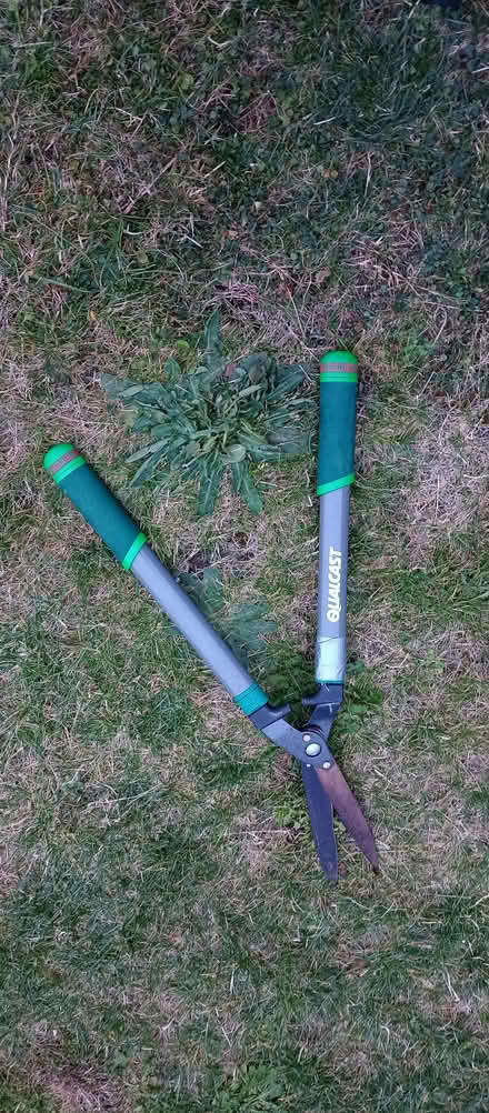 Photo of free Garden Shears (Nailwell) #1