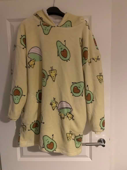 Photo of free Womans clothing (Burscough L40) #3