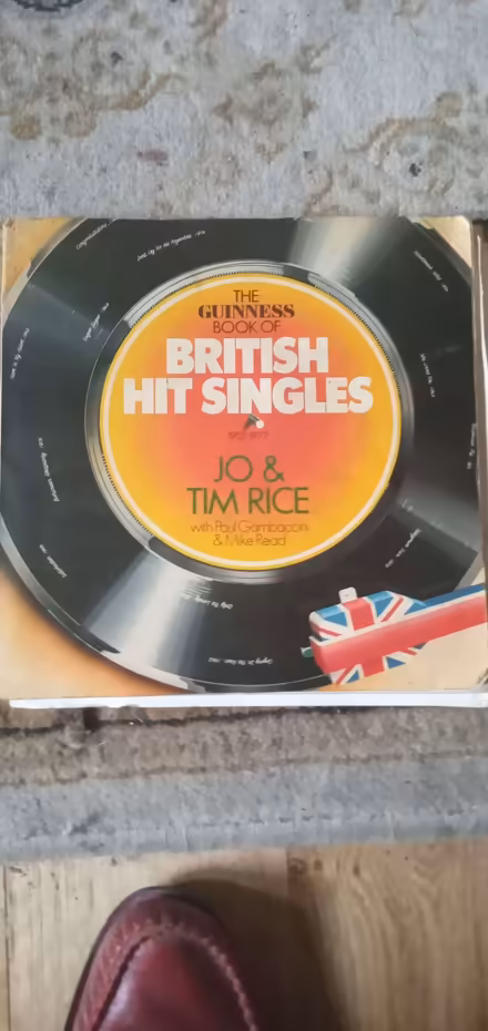 Photo of free Guinness book of British hit singles 1952 to 1977 (Whitehill GU35) #1