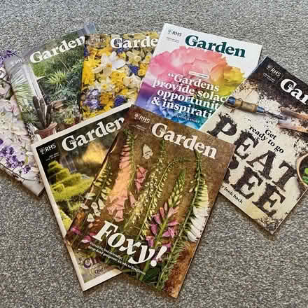 Photo of free THS - The Garden magazines (East Dulwich/HOP SE22) #1