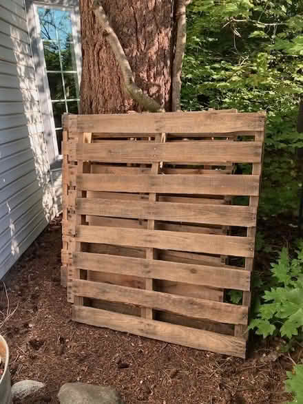 Photo of free Wood pallets (Lake Forest Park) #1
