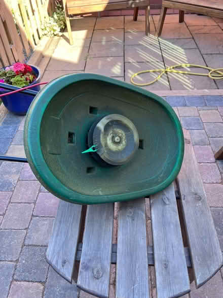Photo of free Qualcast electric Flymo (Woodville DE11) #4