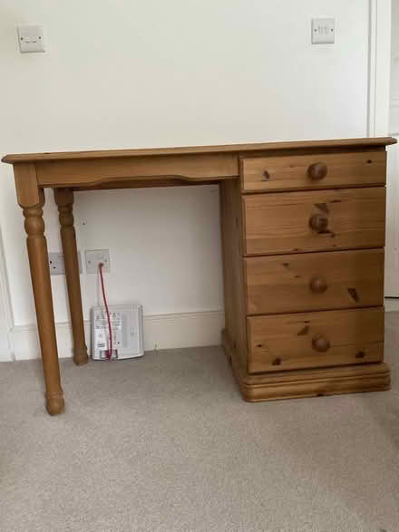 Photo of free Pine dressing table (TW16) #1