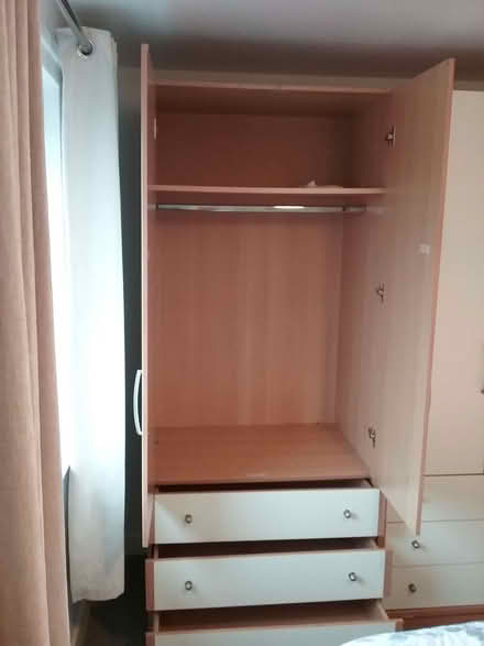 Photo of free 1 wardrobe with drawers (Martin's Heron RG12) #4