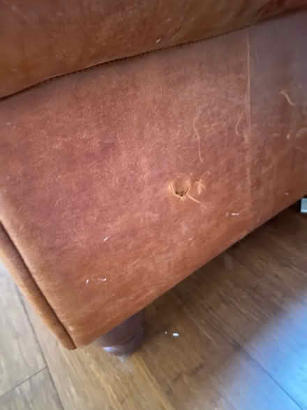 Photo of free Tan leather 3 seater sofa (Welwyn Garden City (AL7)) #2