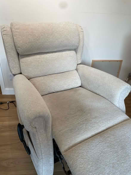 Photo of free Electric Riser Recliner Chair (LE65) #1