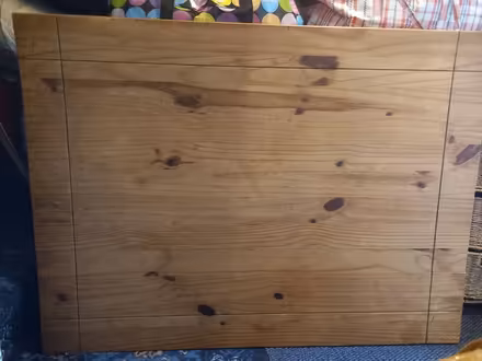 Photo of free pine dning table (Leeds LS9 Burmantofts) #1