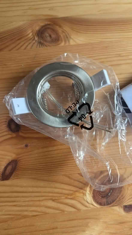 Photo of free 8 Recessed Spotlight GU5.3 / MR16 (EH21) #2