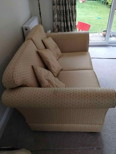 Photo of free 2 seater sofa (Wootton OX1) #2