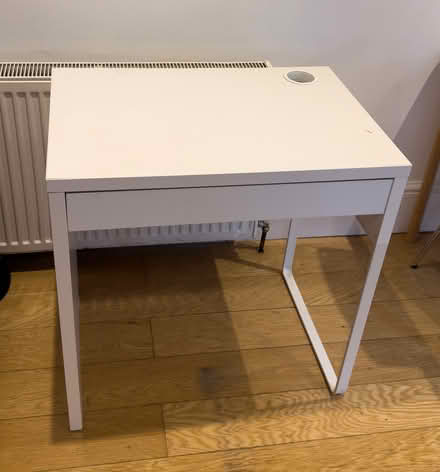 Photo of free Small white desk (Hammersmith) #1