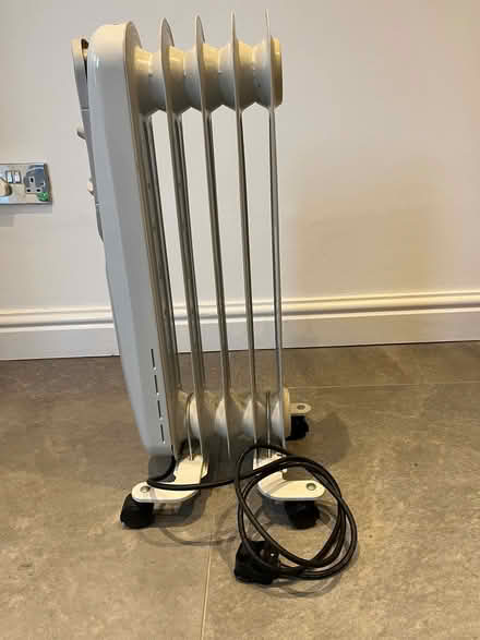 Photo of free oil filled electric radiators (Chalker's Corner TW9) #4