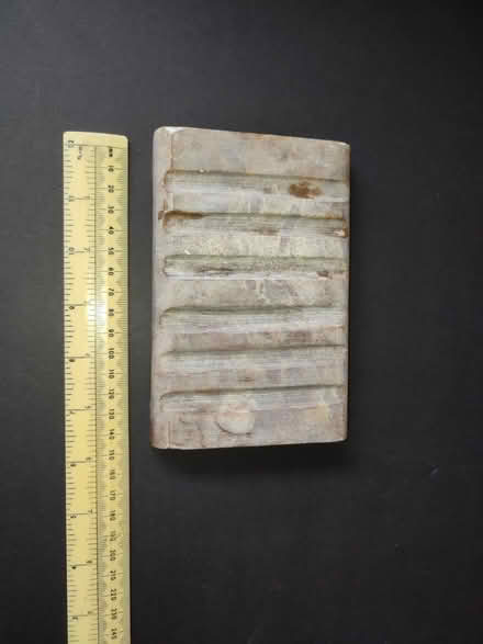 Photo of free A few bits (Threemilestone) #2