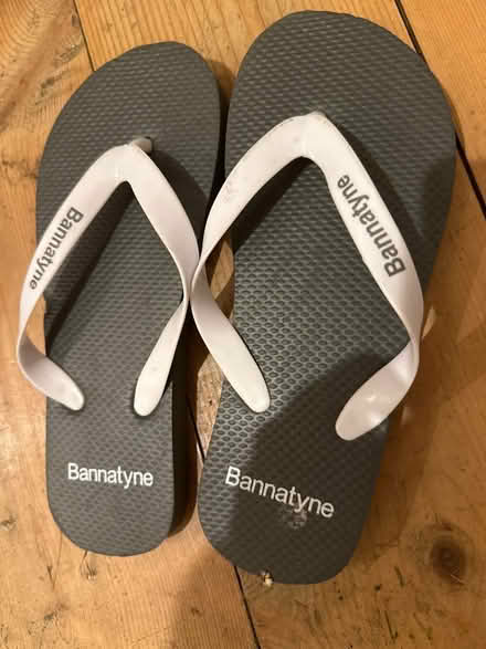 Photo of free Clean unused flip flops (N5) #1