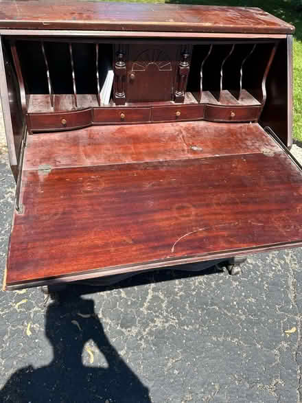 Photo of free Secretary desk (Clinton) #1