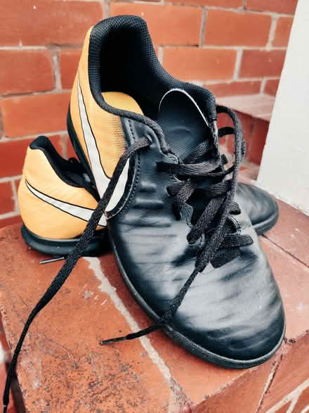 Photo of free Astroturf Shoes (Cheadle Hulme SK8) #3