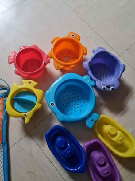 Photo of free Bath toys with net (NG15) #2