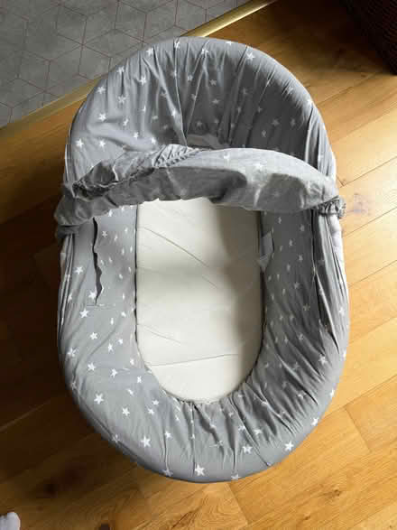 Photo of free Silver Cross Moses Basket (Woodford IG8) #1