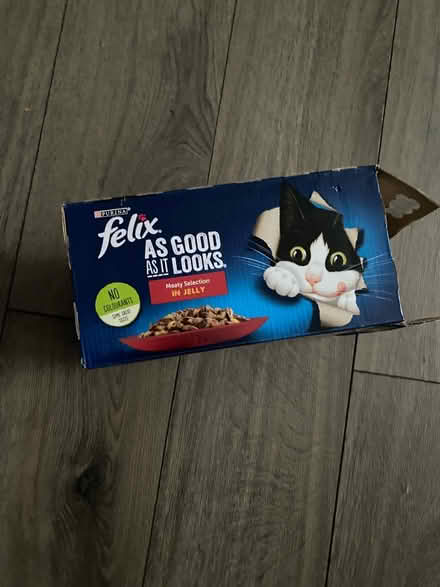 Photo of free Adult cat food (W12) #1