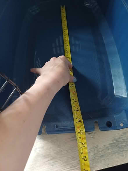 Photo of free Cat carrier (SE9) #3