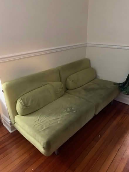 Photo of free 80s pull out couch (Bronx) #3