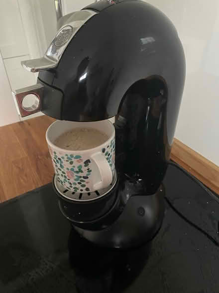 Photo of free Dolce Gusto Krups machine (Lincoln (LN6)) #2