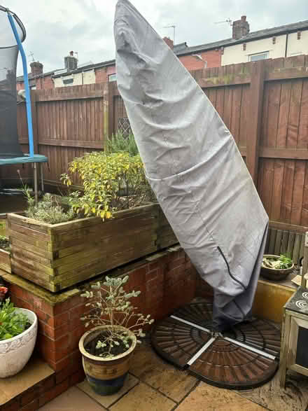 Photo of free Cantilever parasol needs repair (horwich bolton BL6) #1