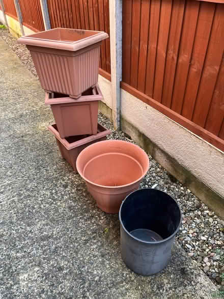 Photo of free Weed gun, plastic pots and bucket (Oxton CH42) #2