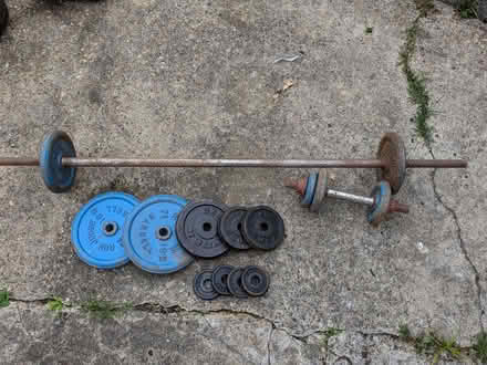 Photo of free Barbells and weights (Buckhurst Hill IG9) #1