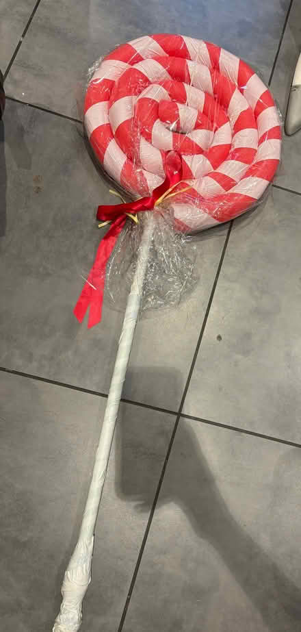 Photo of free Giant lolly (Kenilworth CV8) #1